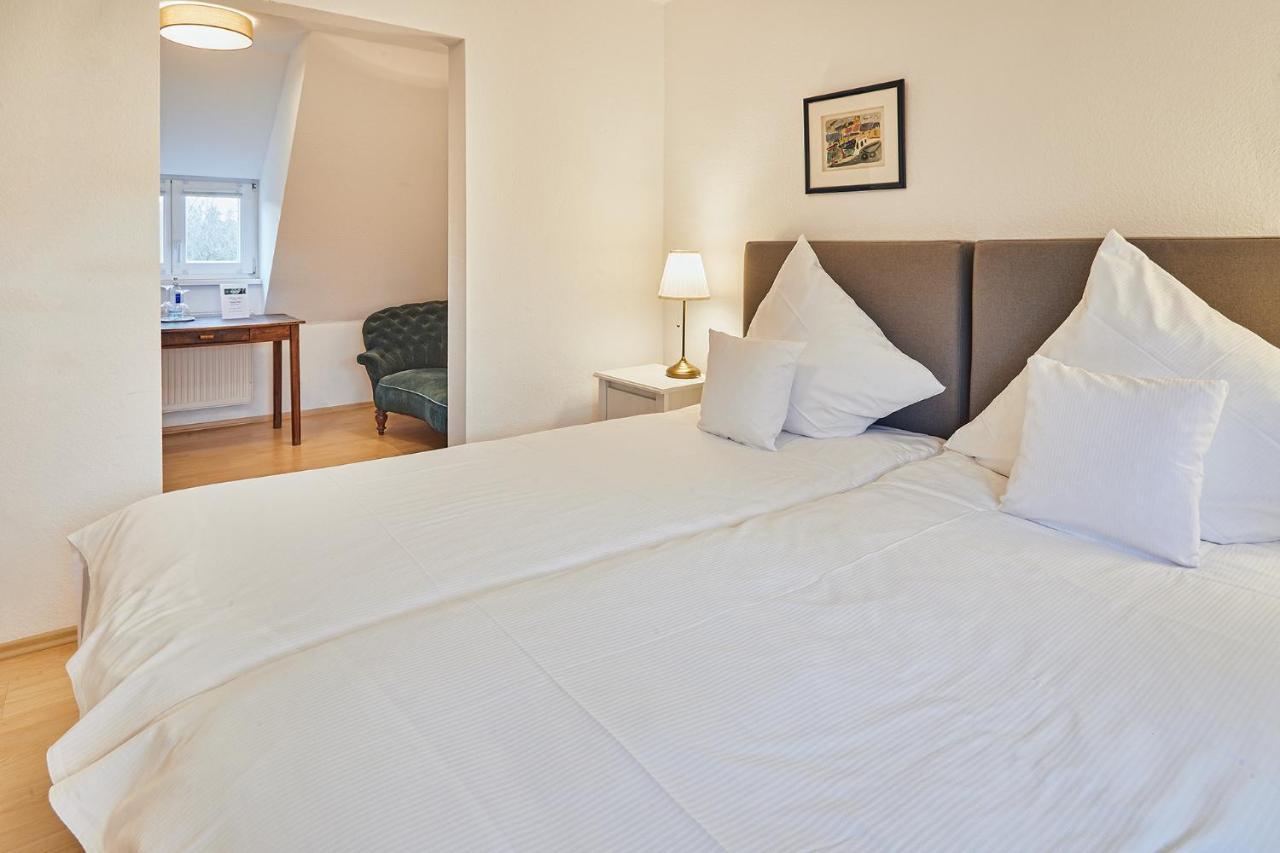 Gutshotel Baron Knyphausen Eltville am Rhein Luaran gambar