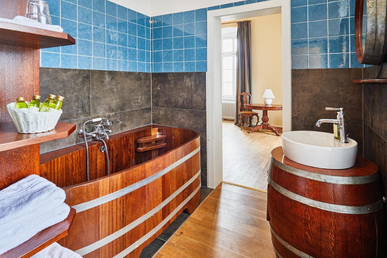 Gutshotel Baron Knyphausen Eltville am Rhein Luaran gambar